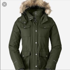 Eddie Bauer sz M hunter green winter jacket